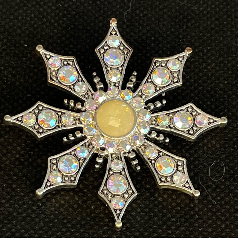 Signed KC Silver Starburst Brooch AB Rhinestones Yellow Faceted Stone Sun Vtg.